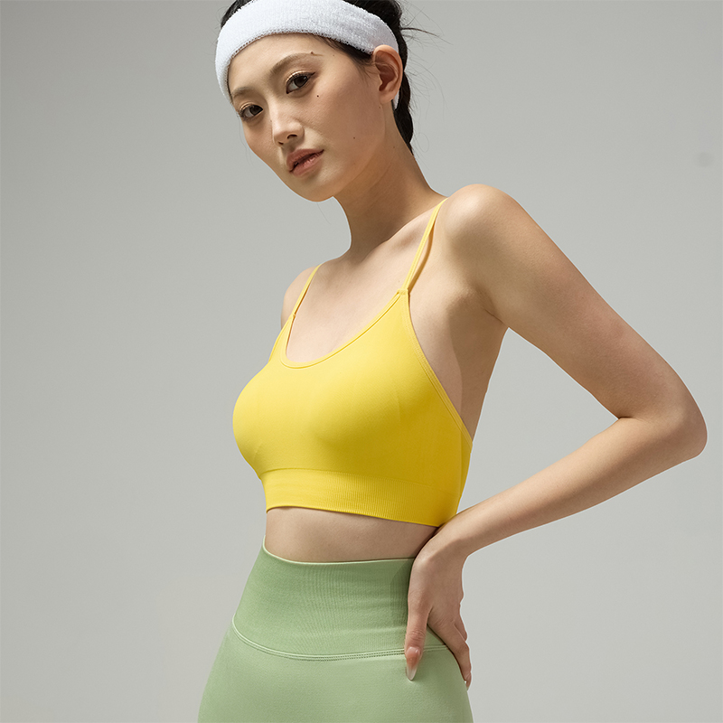 Minimalist Soft Sports Bra with Breathable Fabric