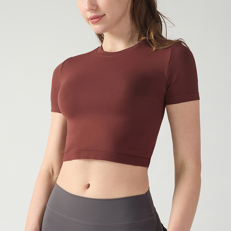 Comfort Fit Sports Short Sleeves Featuring Round Collar