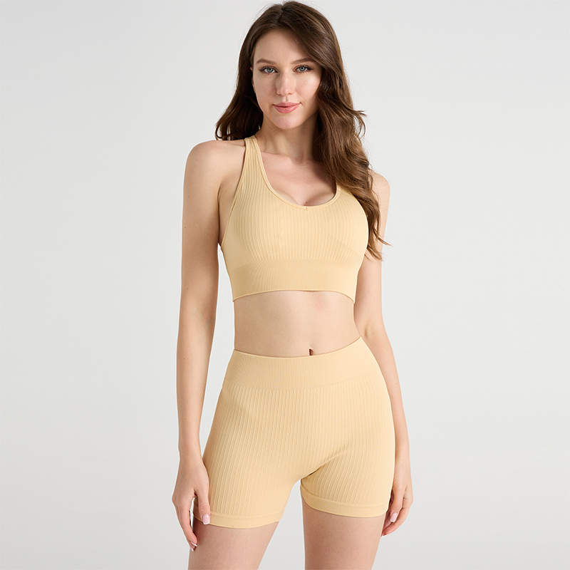 Beige Seamless Tummy-Lifting and Hip-Lifting Short Sports Suits